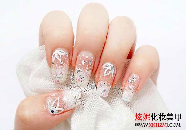 ������Ů�Ǿ��䷢�� ������